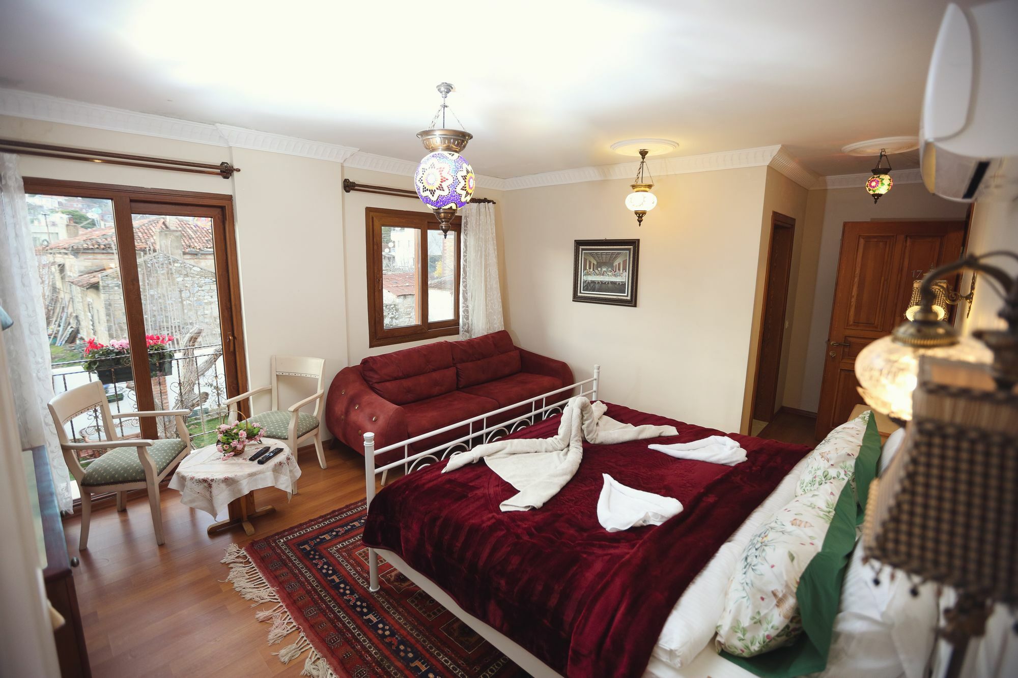 Can Efes Hotel Сельчук Экстерьер фото
